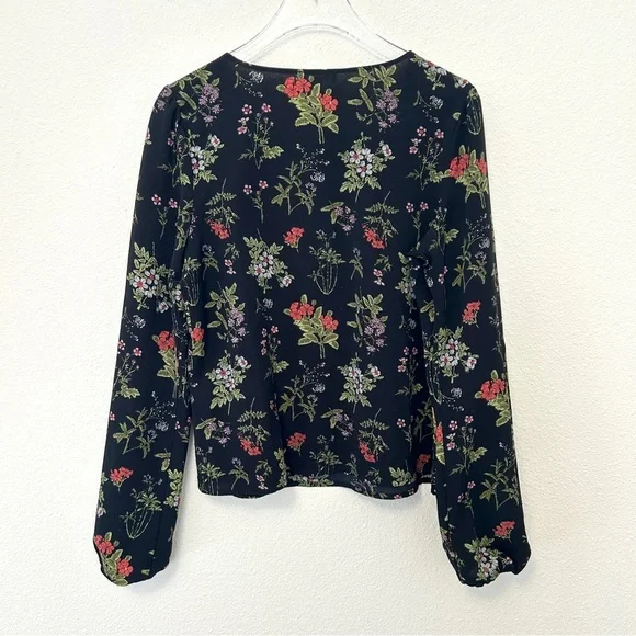 Leith Black Long Sleeve Floral Blouse Top Poetcore Red Green Women's Size Small - Picture 7 of 12